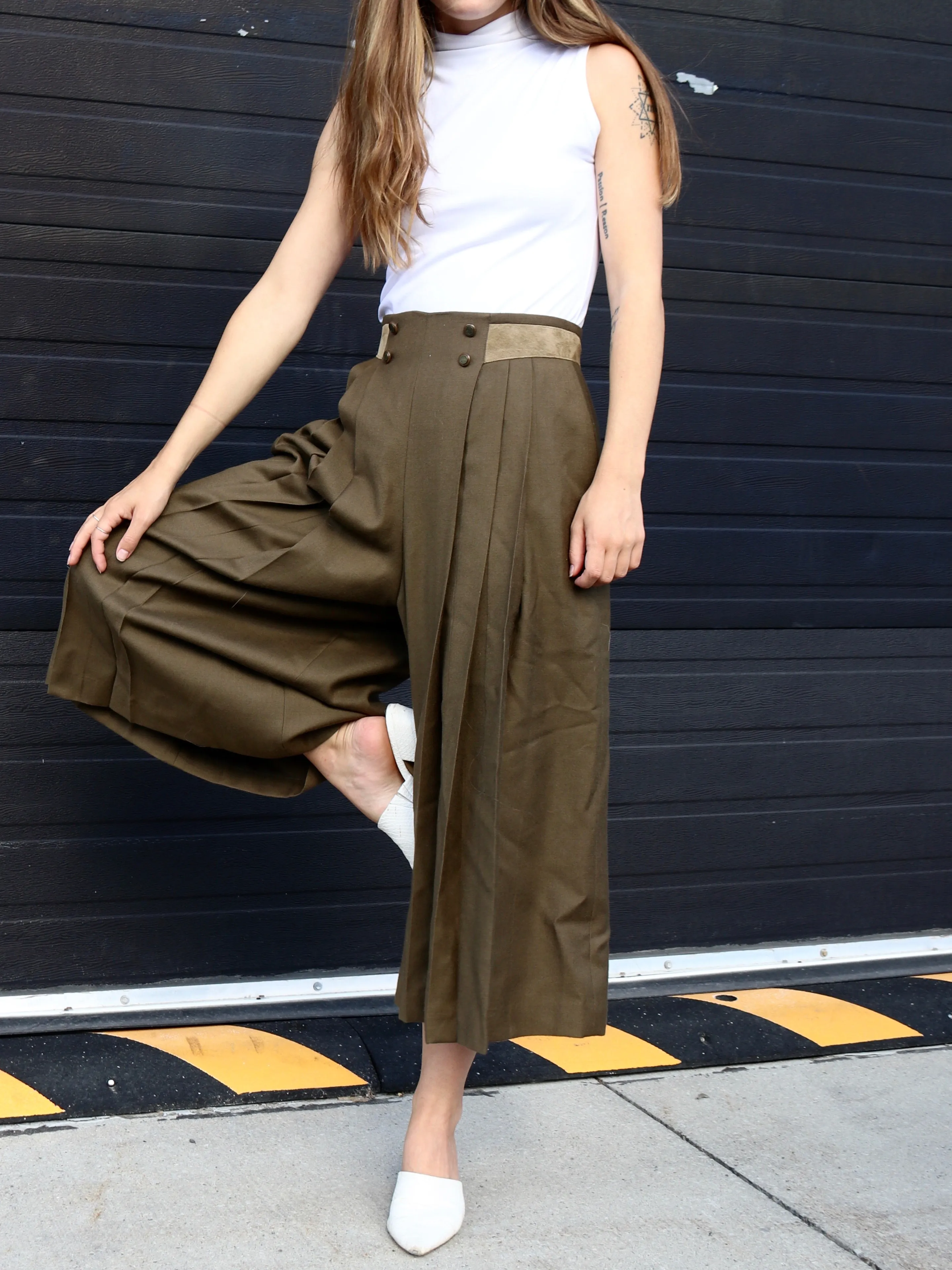 80s Olive Wool Pleated Culottes - 27