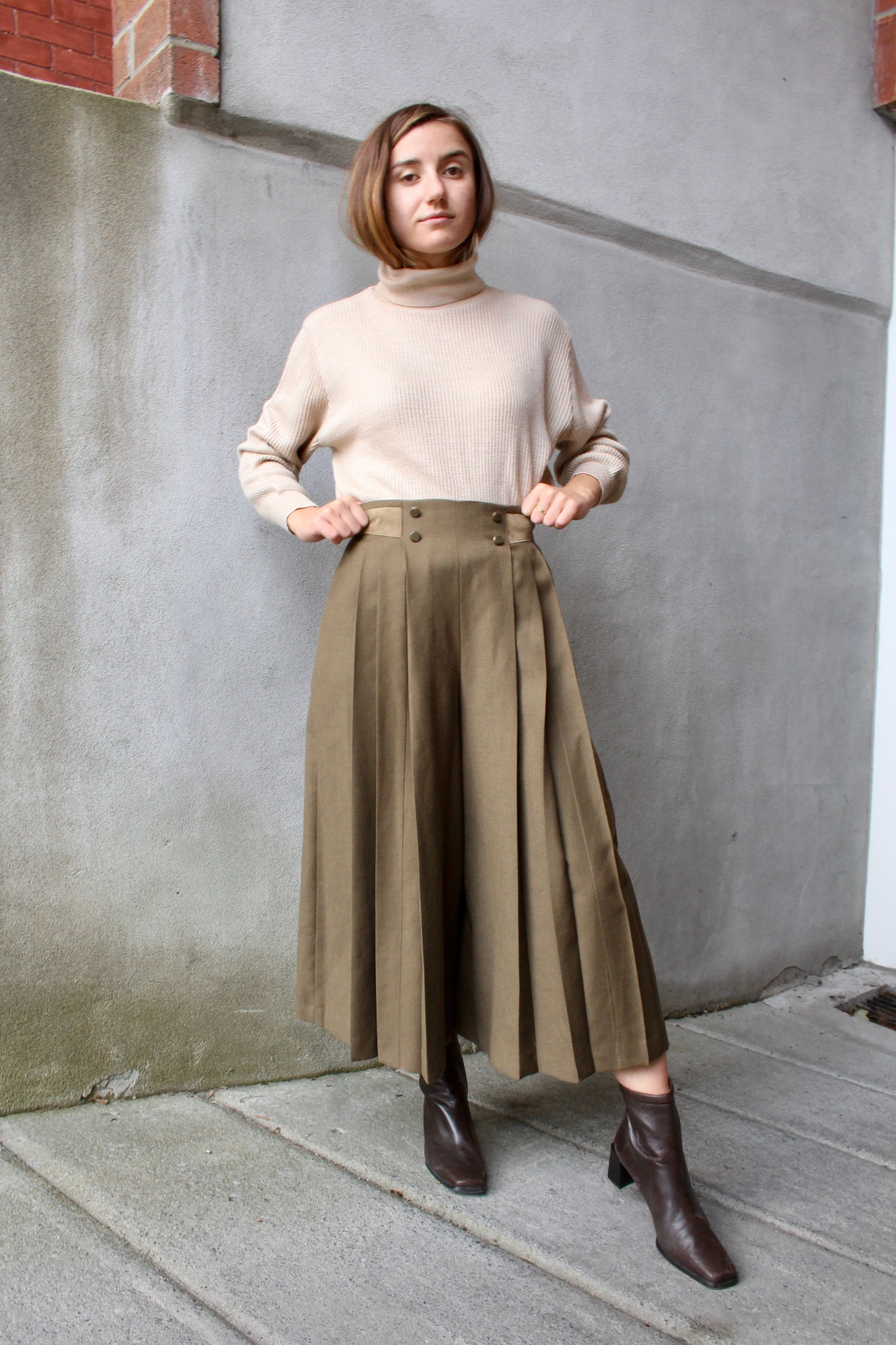 80s Olive Wool Pleated Culottes - 27