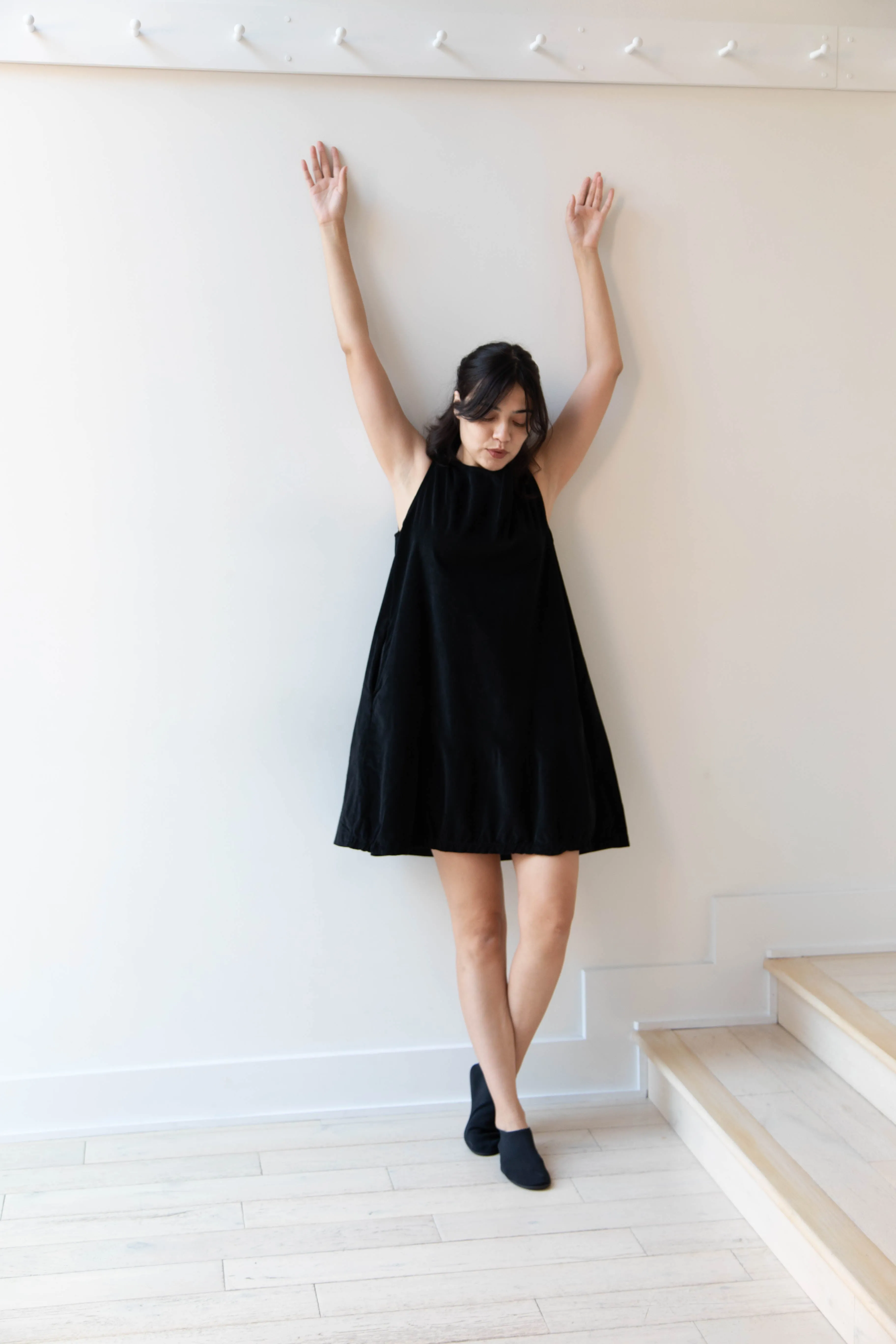 Album di Famiglia | Velvet Mini Dress in Black