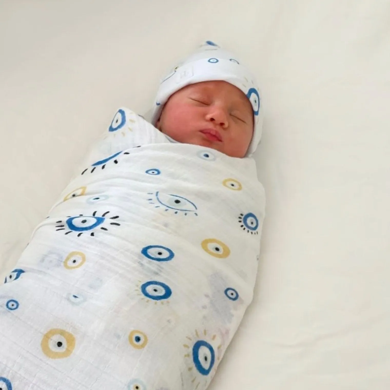 Bamboo Muslin Swaddle Blanket & Topknot Set - Eye See You