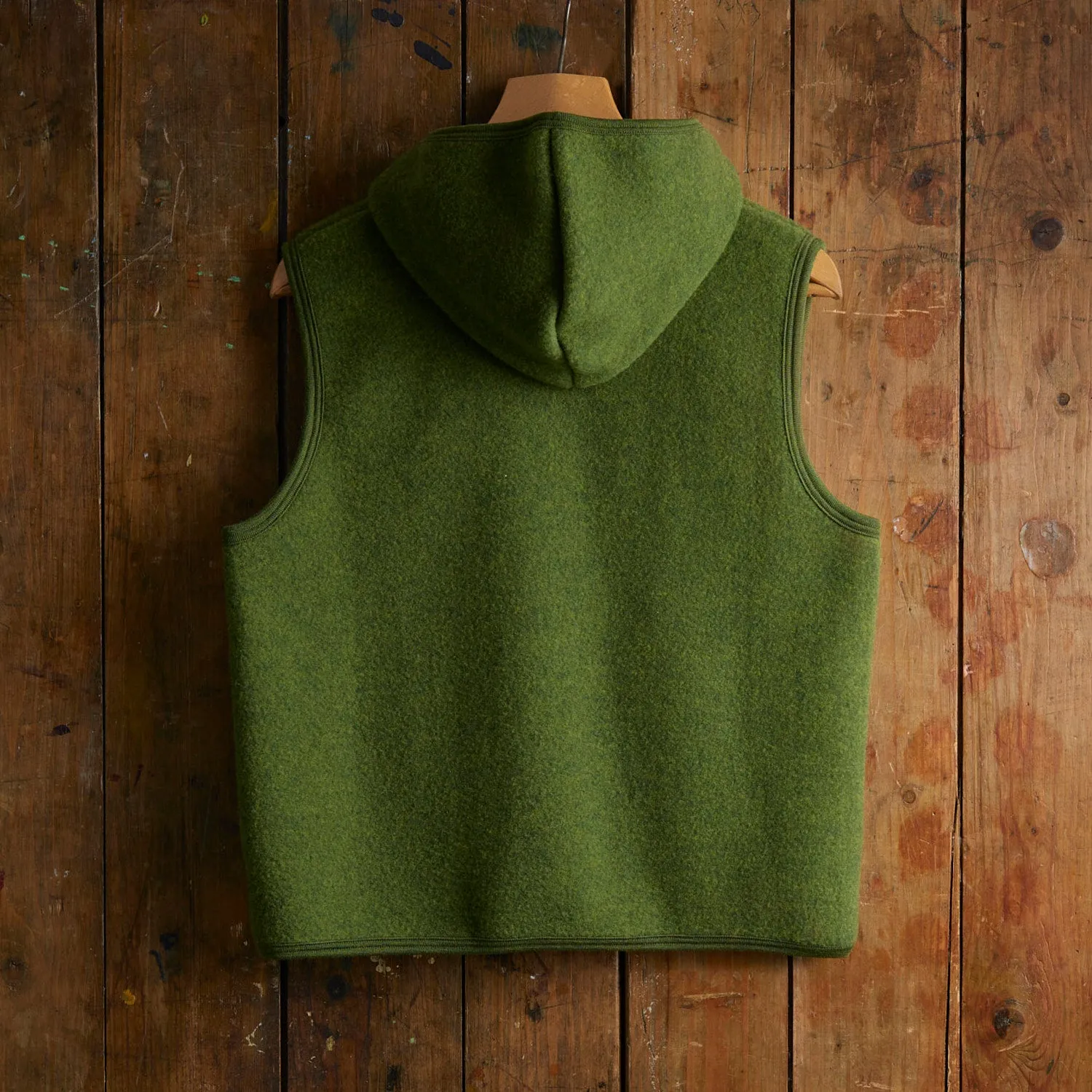 Falcon Womens Vest - Merino Wool Fleece - Forest