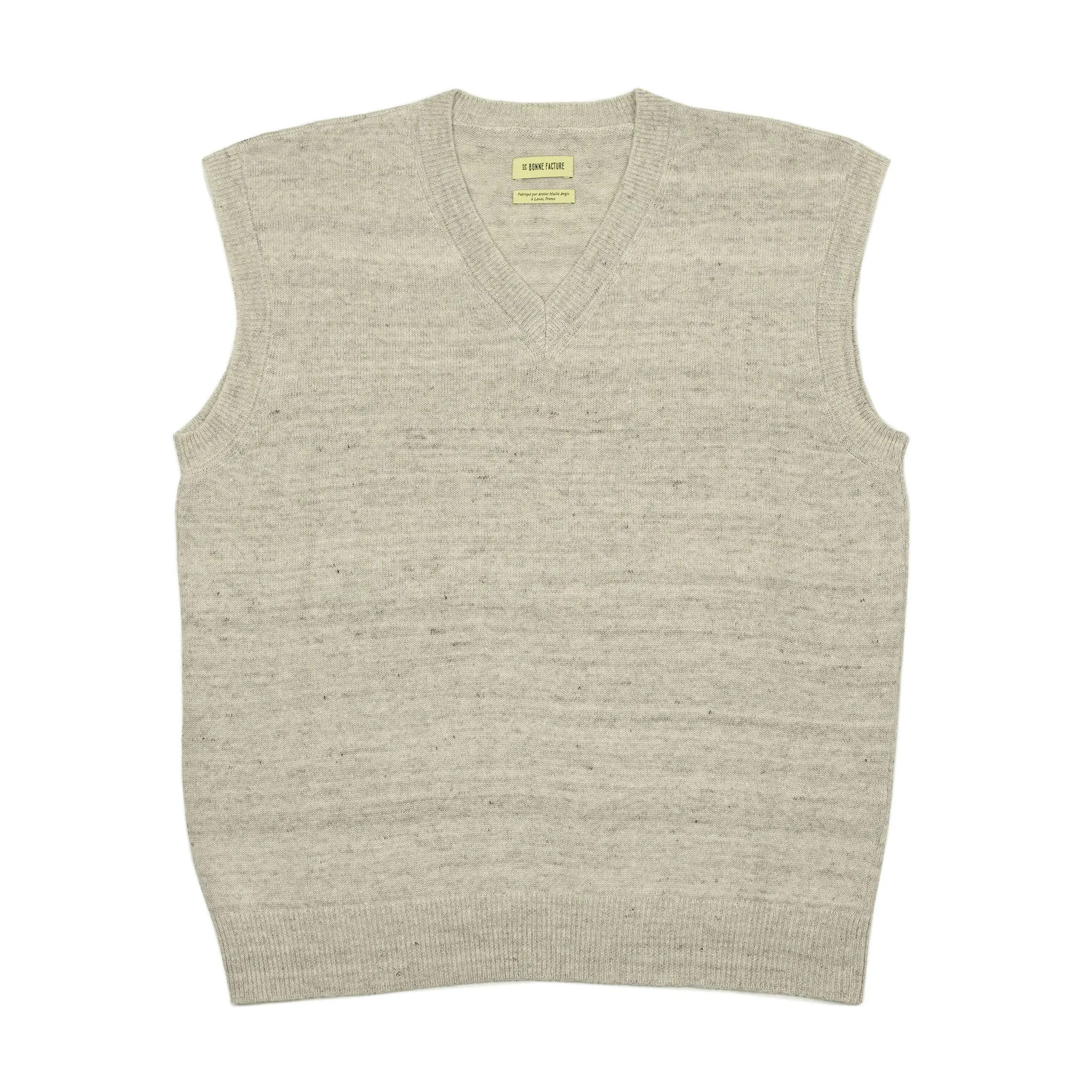 Knitted v-neck vest in oatmeal Italian linen and wool