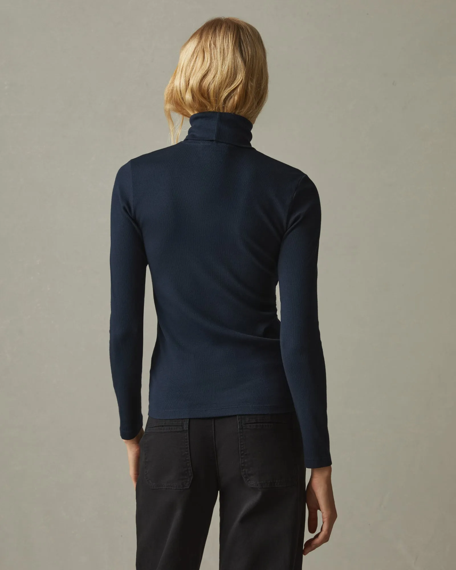 Micro Rib Turtleneck - Dark Navy