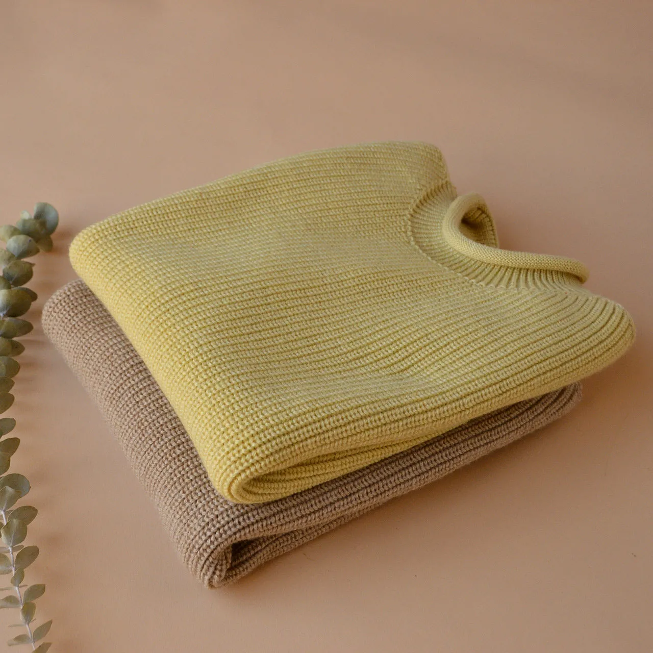 Women's Knitted Vest - 100% Merino Wool - Light Yellow (S- XL)